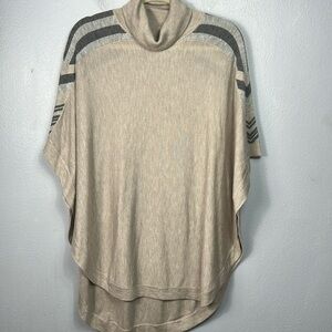 Splendid Light Tan & Gray Turtleneck Poncho Sweater XS/S